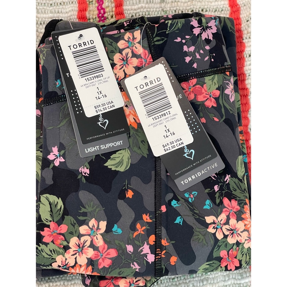 Torrid Floral Camo Activewear Two Piece Set NWT SZ 1X (14-16) - Picture 12 of 16